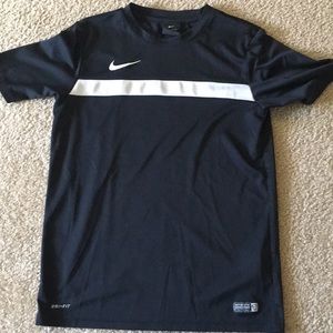 Athletic short sleeve shirt for boy
